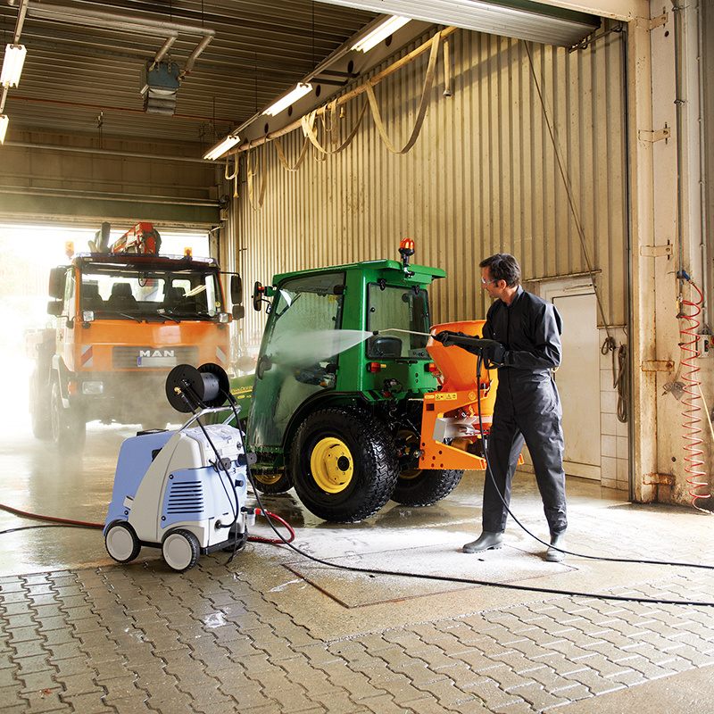 Kranzle CA11130 Hot Water Electric Pressure Washer Used on Tractor