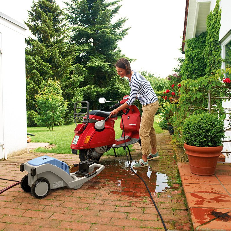 Kranzle K1050TS Cold Water Pressure Washer Being Used on Motorcycle