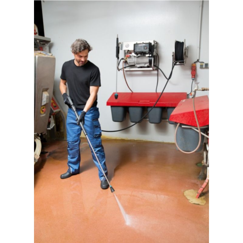 Kranzle WS599TS Cold Water Pressure Washer Stationary In Action