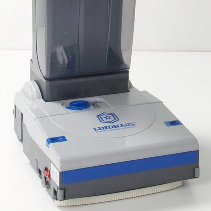 Lindhaus LW30 Scrubber Dryer Machine
