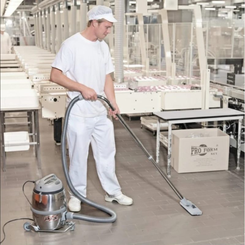 Nilfisk GM80B Dry Industrial Vacuum Factory