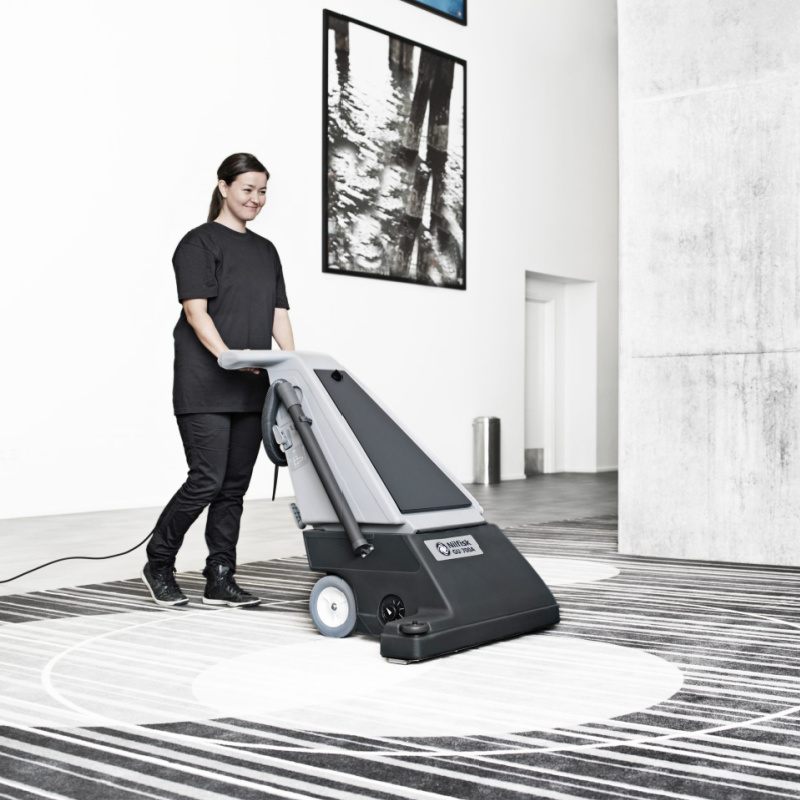 Nilfisk GU700A Vacuum Office