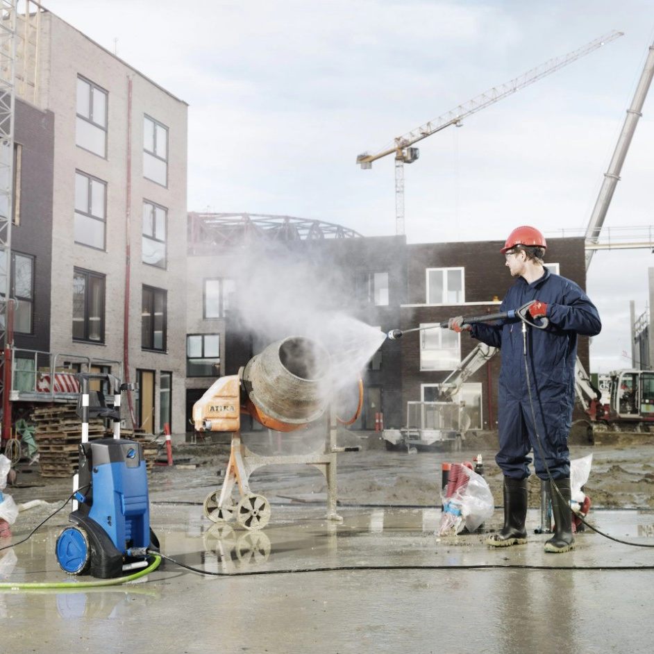 Nilfisk MC 4M 160620 Medium Cold Water Electric Pressure Washer Action