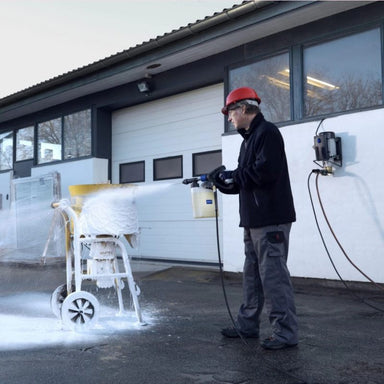 Nilfisk SC UNO 4M 140620 PS Stationary Cold Water Pressure Washer Action