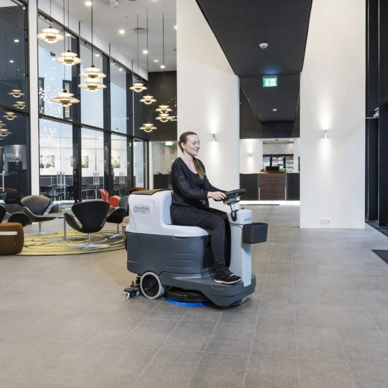 Nilfisk Advance SC2000 In Office Reception