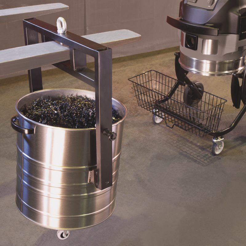 Nilfisk IVB 961 0L Wet and Dry Industrial Vacuum Full Tank