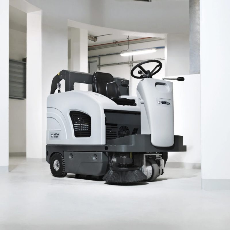 Nilfisk SW4000 Mid Sized Ride-On Sweeper Angle