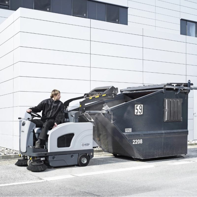 Nilfisk SW4000 Sweeper Emptying Hopper