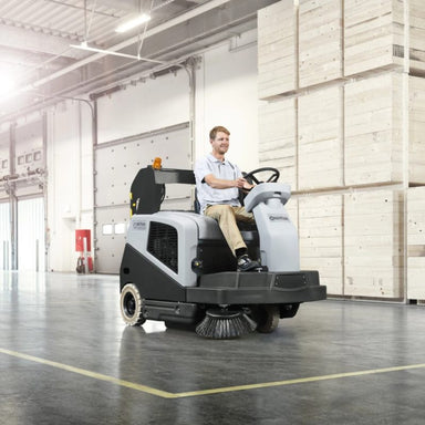 Nilfisk SW5500 Ride On Sweeper Action Angle