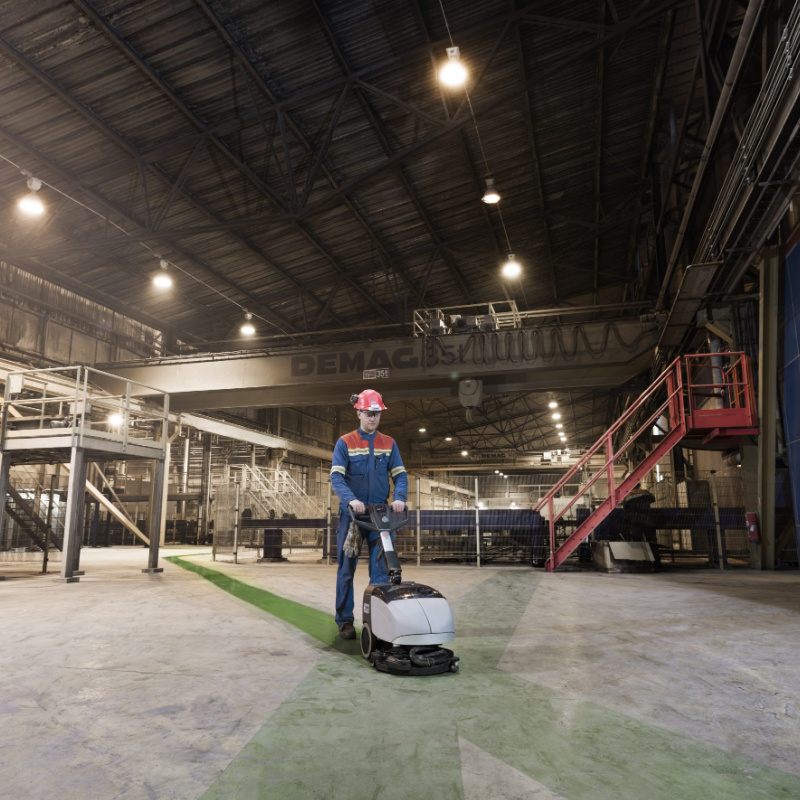 Nilfisk Scrubber SC351 Warehouse