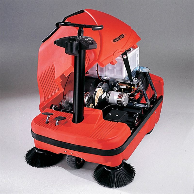 Stolzenberg TTE 1000 Ride-On Sweeper Machine