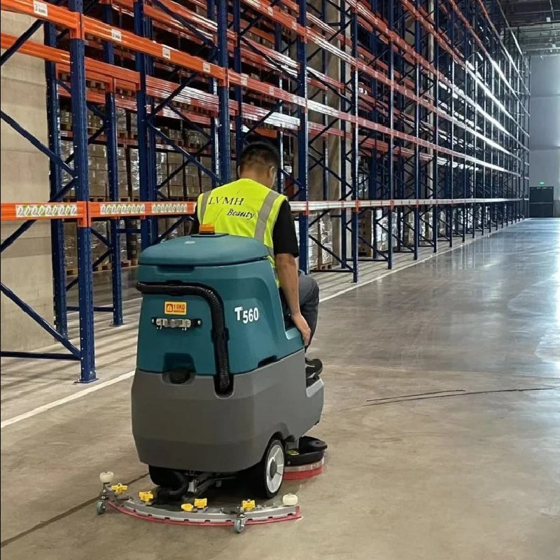 Tennant T560 Micro Ride-On Floor Scrubber Action