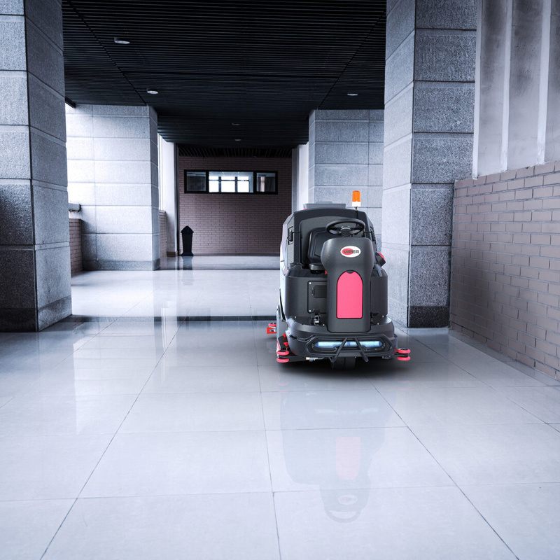 Viper AS1050R In Hallway