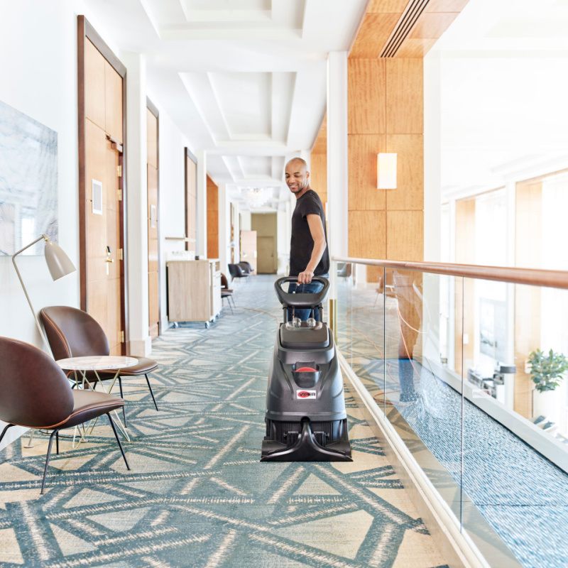 Viper CEX410 Carpet Extractor Hallway