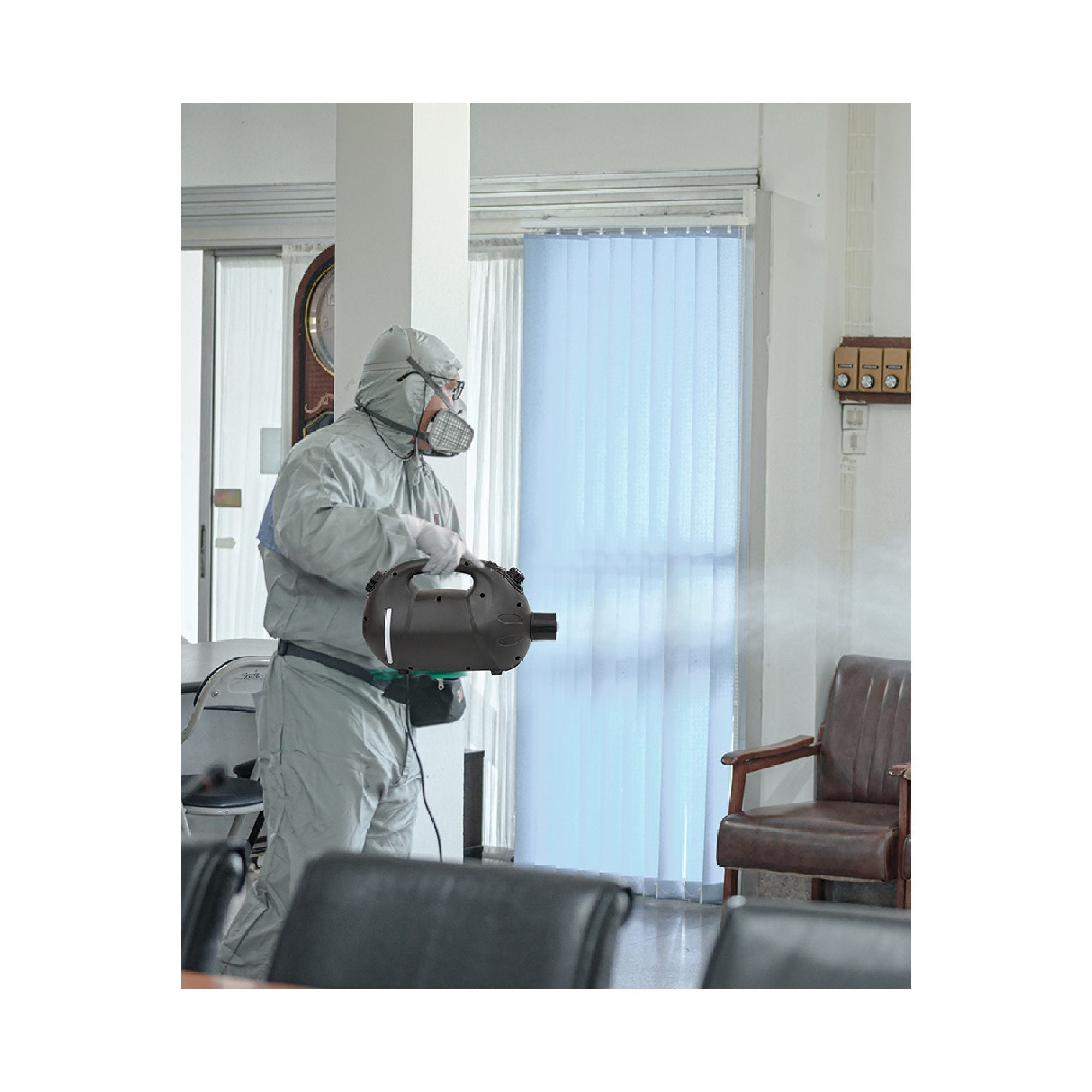 XPOWER F16B Battery Powered Cordless ULV Cold Fogger User